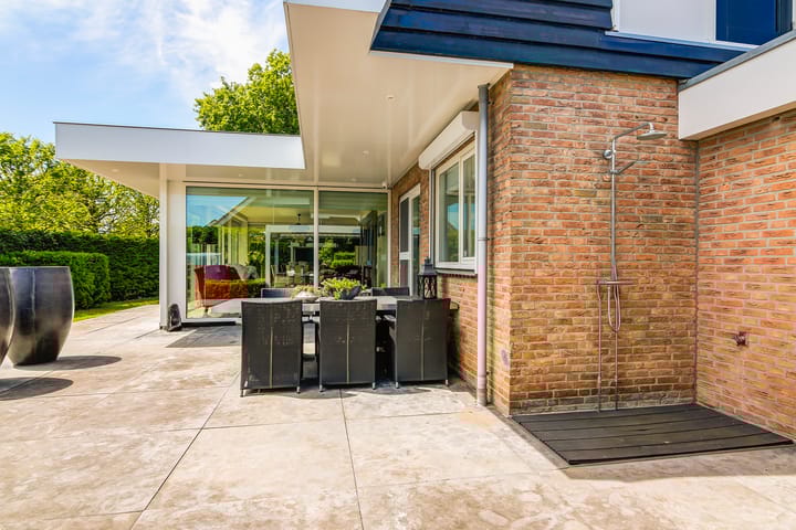 Photo 42 of Lammerts van Buerenstraat 2