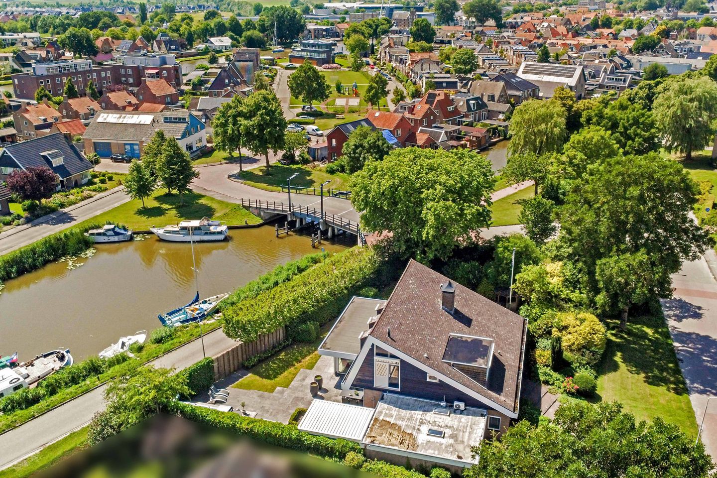 Photo 55 of Lammerts van Buerenstraat 2