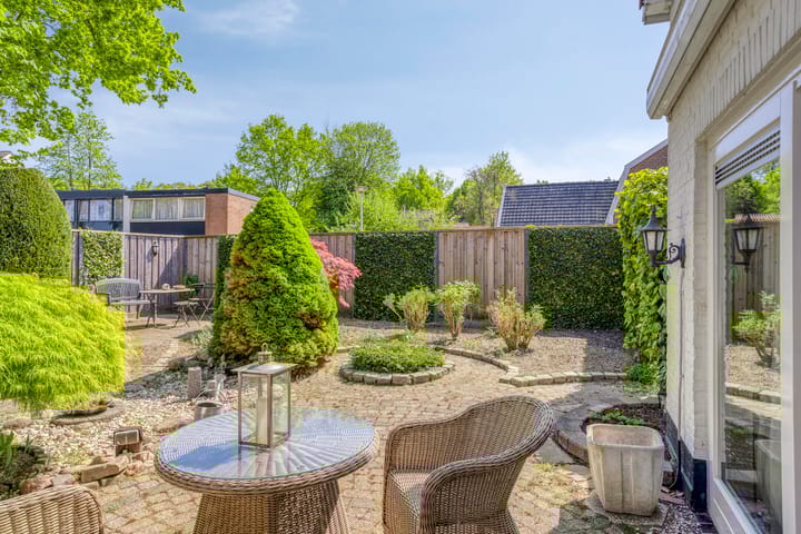 Foto 18 van Emmastraat 5