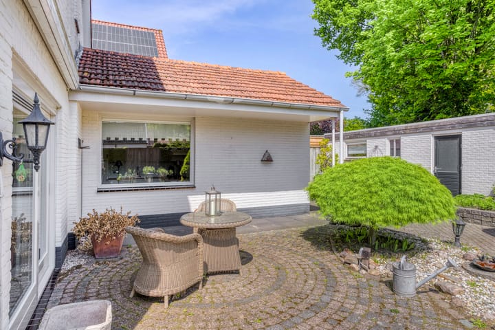 Foto 19 van Emmastraat 5