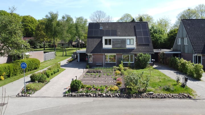 Foto 40 van Kuifmees 23