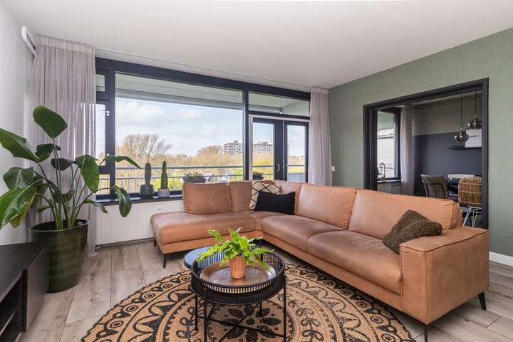 Foto 5 van Roland Holstlaan 978