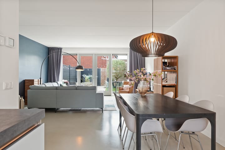 Foto 12 van Limes 77