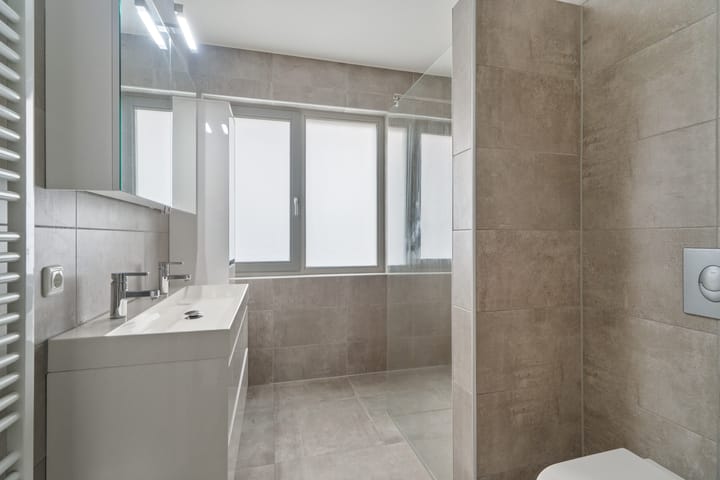 Foto 21 van Limes 77