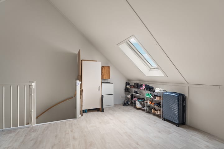 Foto 28 van Limes 77