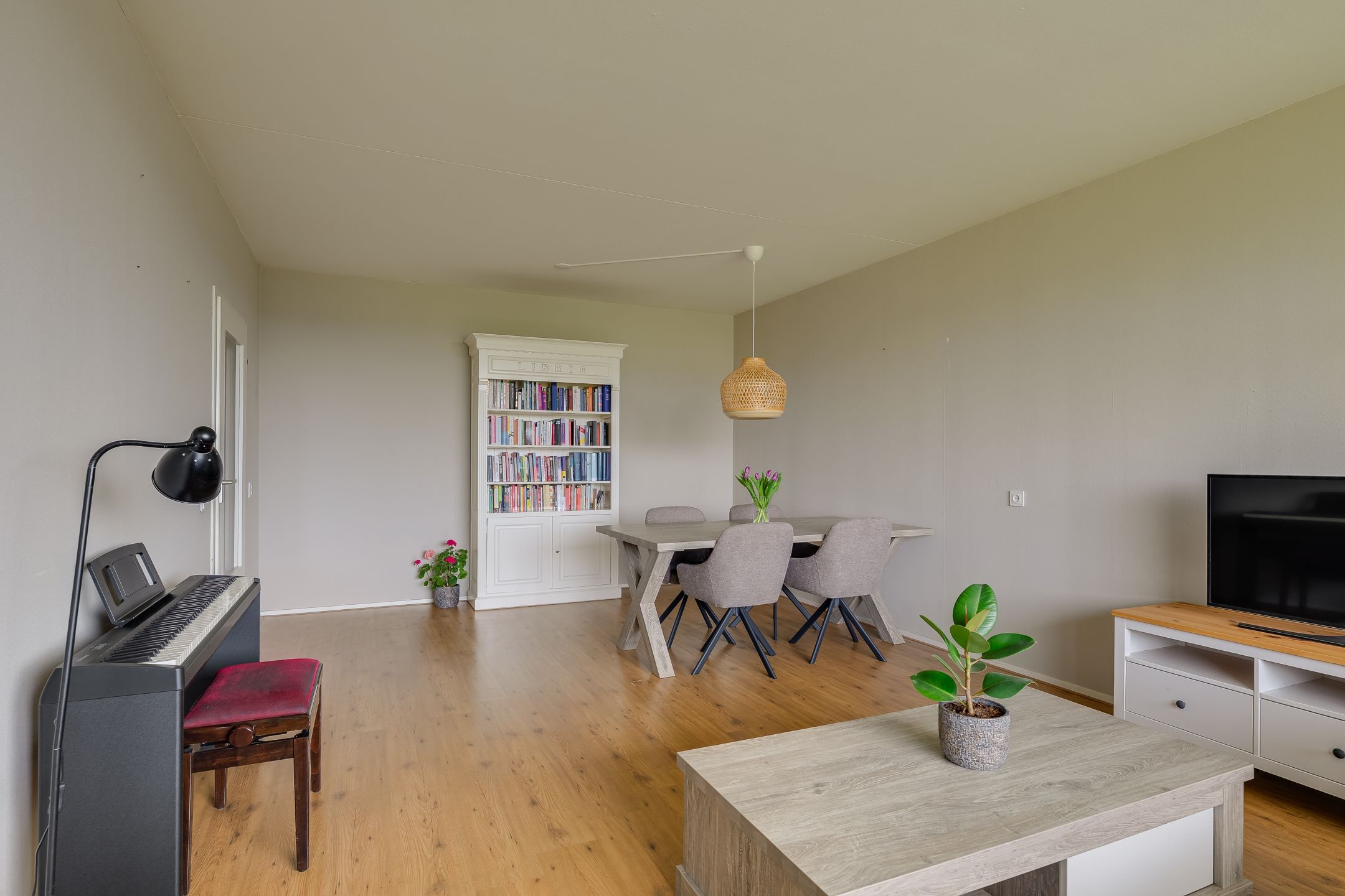 Foto 12 van Hammarskjöldlaan 379