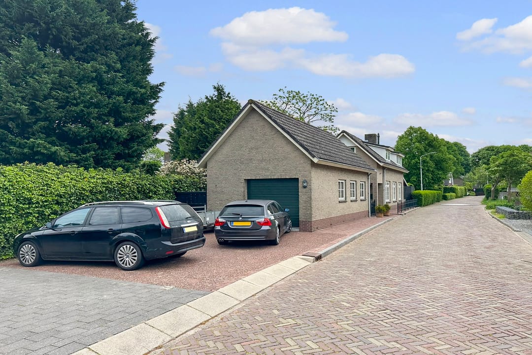 Foto 2 van Dorpsstraat 3