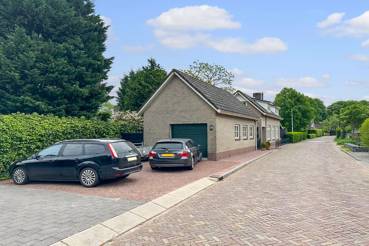 Foto 2 van Dorpsstraat 3