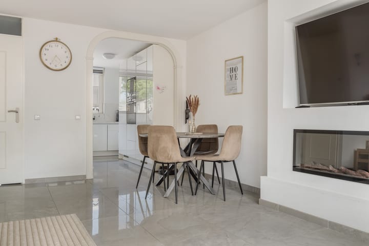 Foto 3 van Mahonie 258