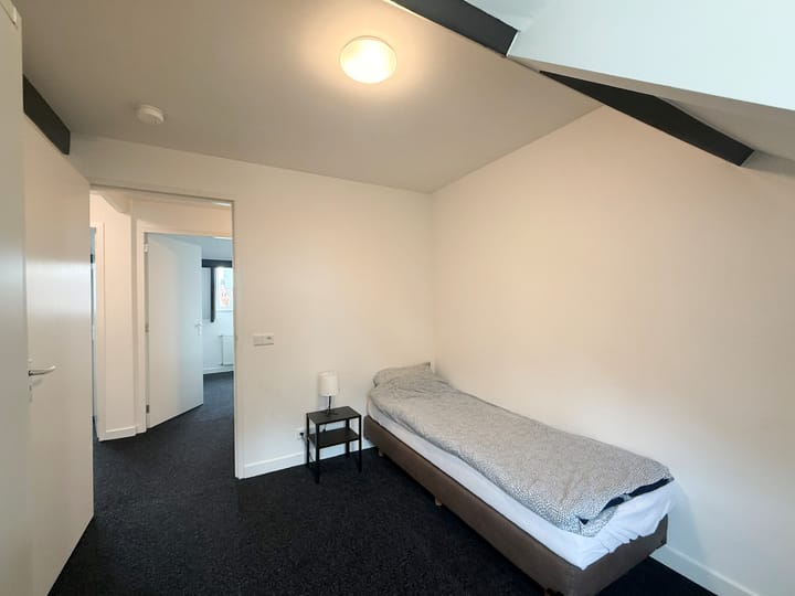 Foto 23 van van Bovenstraat 11