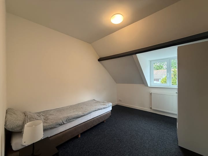 Foto 24 van van Bovenstraat 11