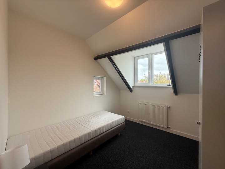 Foto 27 van van Bovenstraat 11