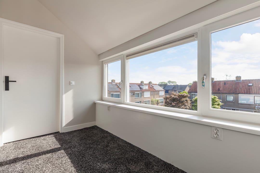 Photo 28 of Leeuwerikstraat 7