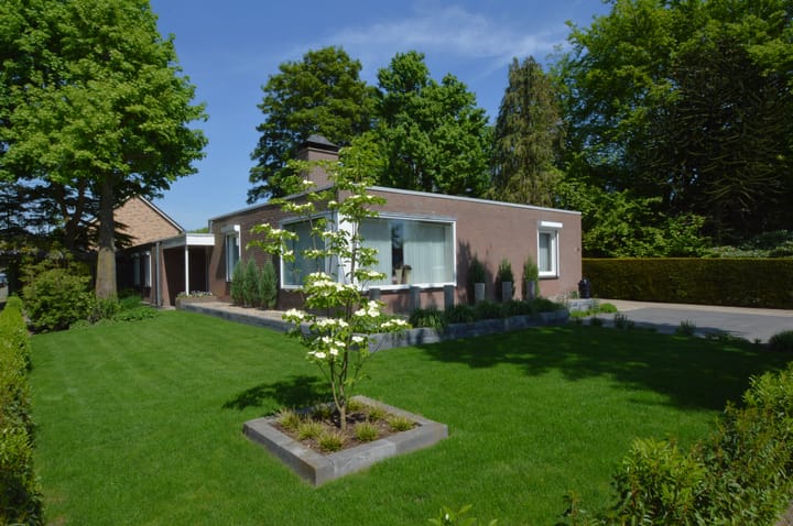 Foto 2 van Helmondseweg 90