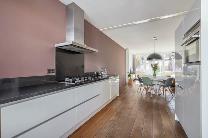 Foto 21 van Van Diemenstraat 34