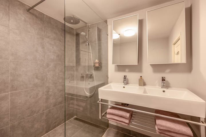 Foto 35 van Van Diemenstraat 34