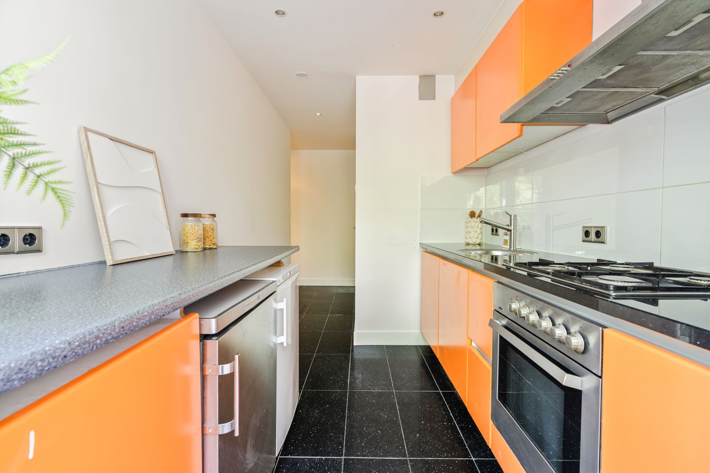 Foto 19 van Van Nijenrodeweg 327