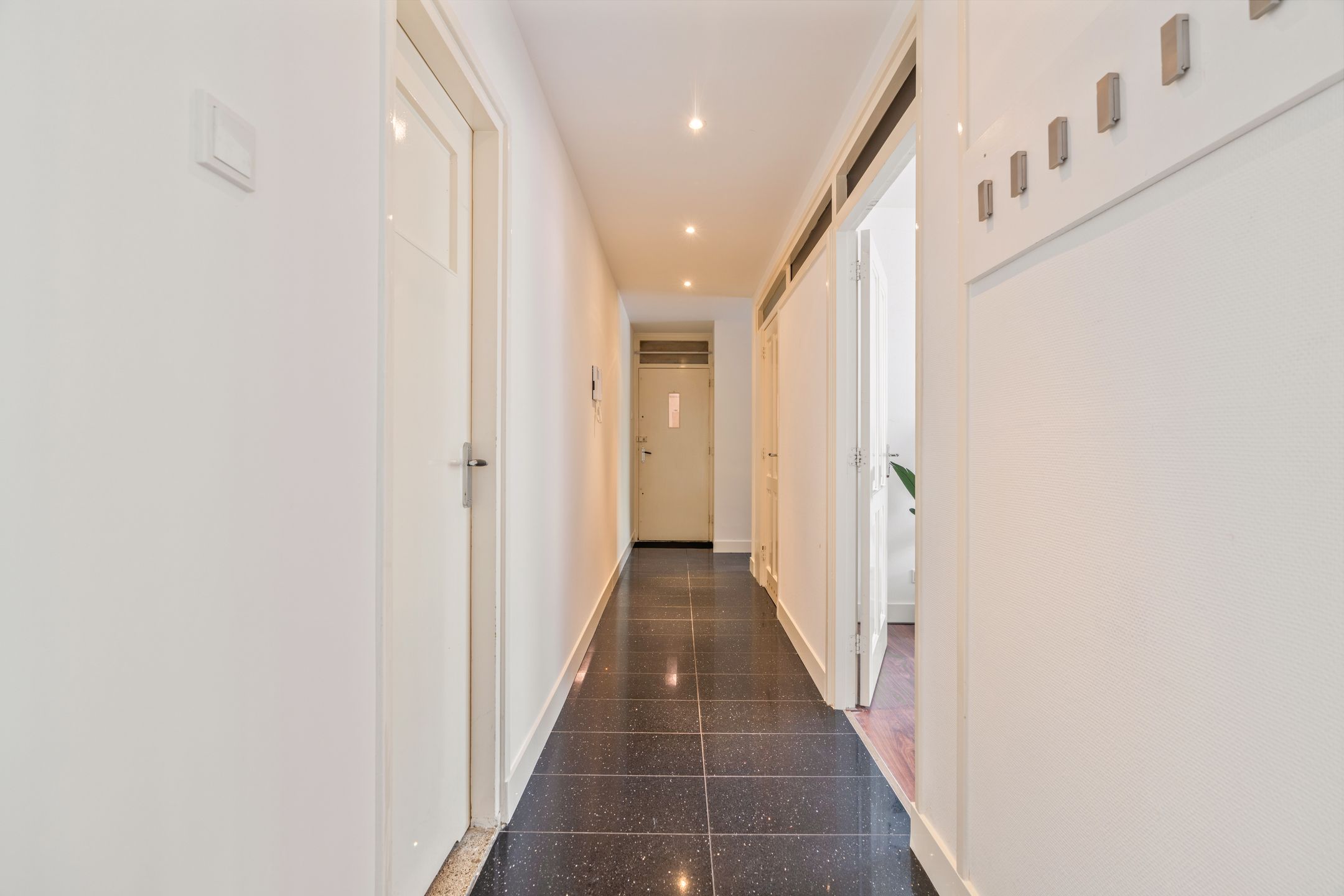 Foto 24 van Van Nijenrodeweg 327