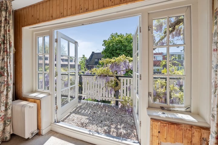 Foto 45 van Julianalaan 64