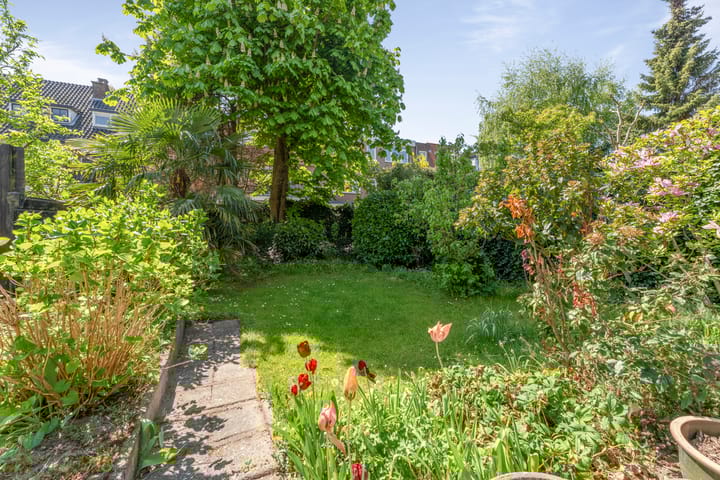 Foto 64 van Julianalaan 64