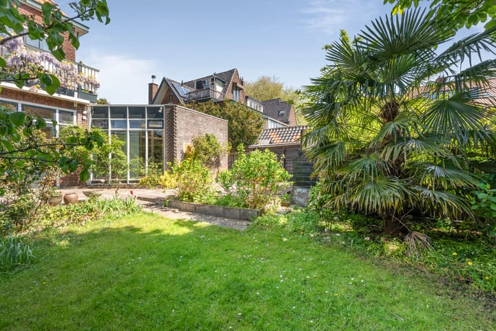 Foto 65 van Julianalaan 64