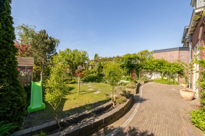 Foto 45 van Vredebestlaan 51