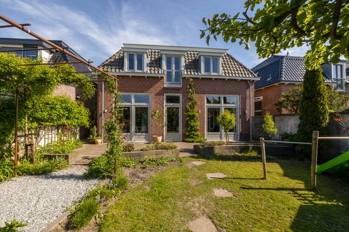 Foto 61 van Vredebestlaan 51