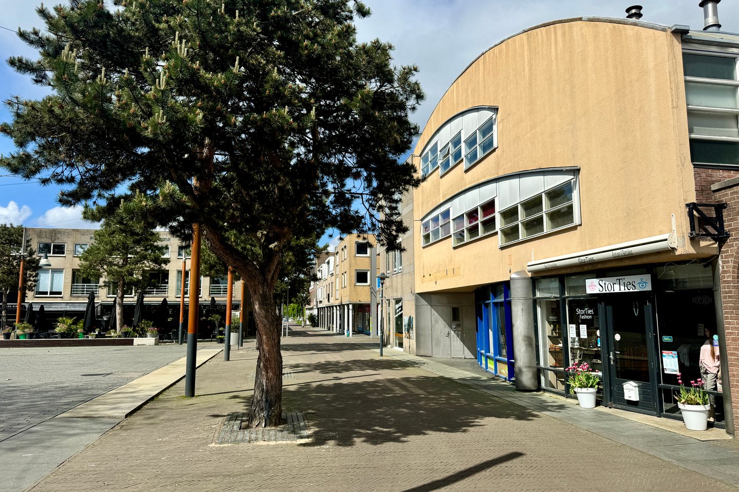 View photo 2 of Kerkplein 4-5