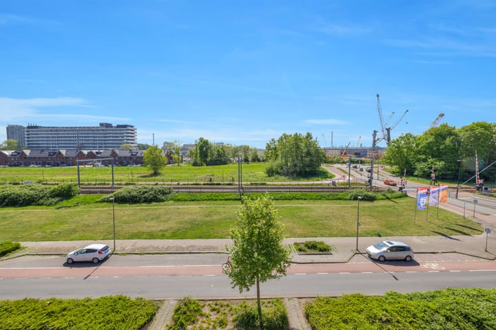 Foto 11 van Parallelweg 132-D