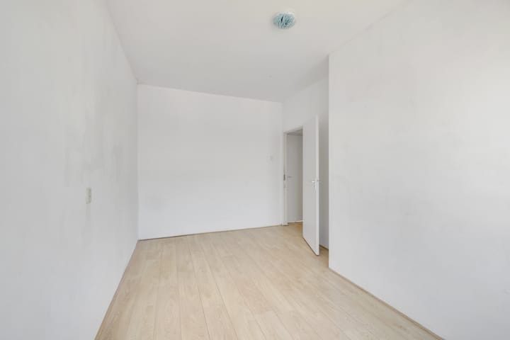 Foto 15 van Parallelweg 132-D