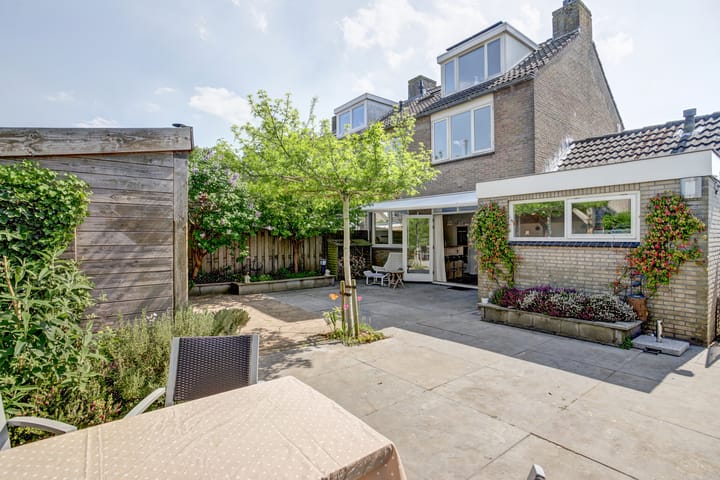 Photo 39 of Brahmslaan 26