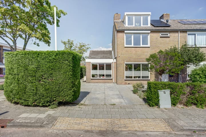 Photo 41 of Brahmslaan 26