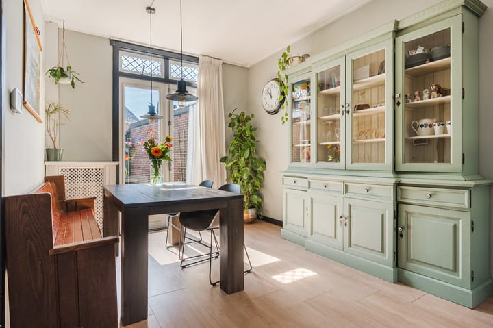 Foto 12 van Nassaustraat 14