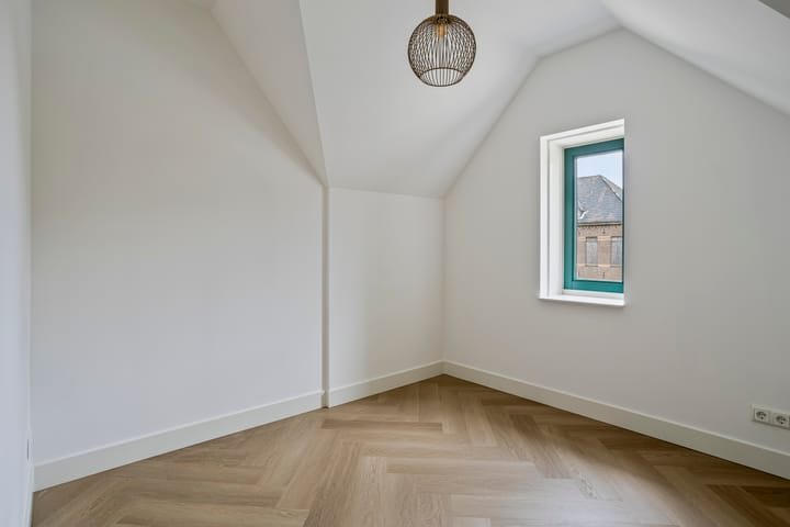 Photo 34 of Sint Jozephpad 21