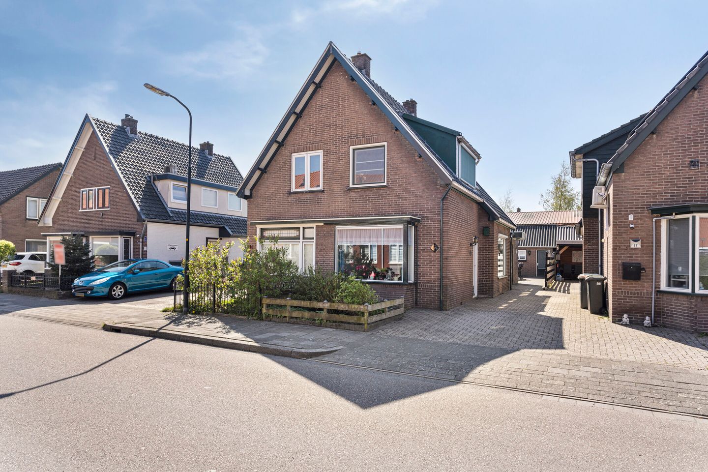 Photo 4 of Valkenweg 15