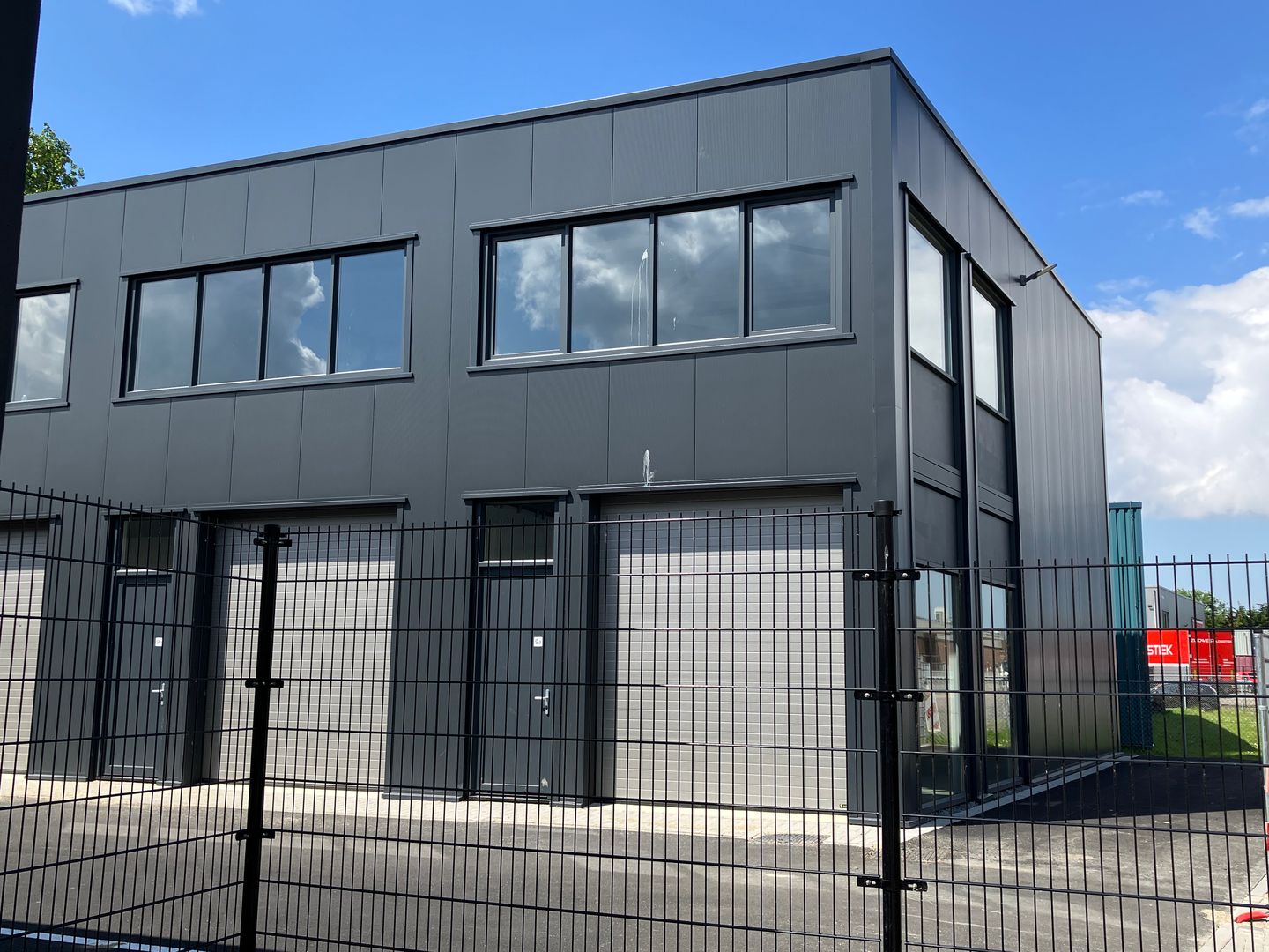 Bekijk foto 2 van Van Doornestraat 9-A