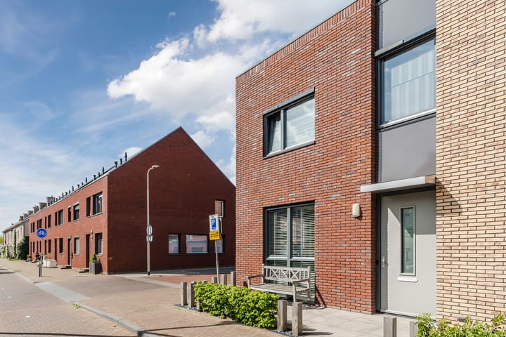 Foto 47 van Laan van Luxemburg 6-C