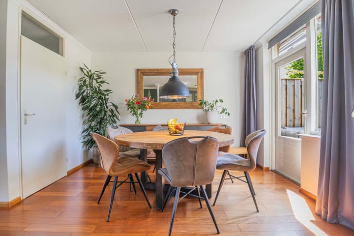 Foto 8 van Anna Bijnsstraat 15