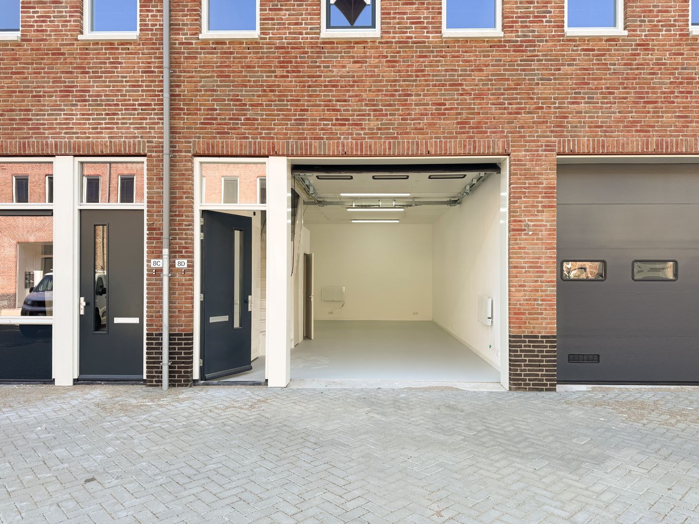 Bekijk foto 2 van Nijverheidslaan 8-D