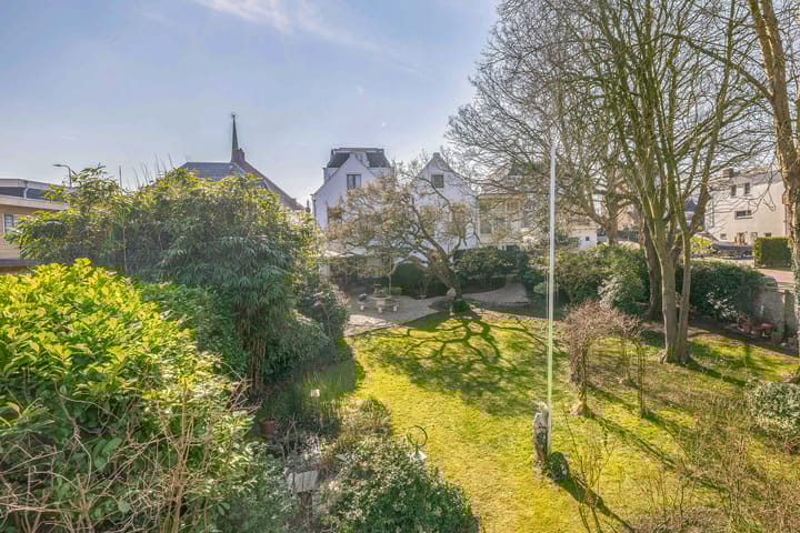 Photo 2 of Dorpsstraat 12