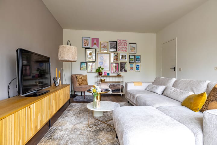 Photo 12 of Helperzoom 385