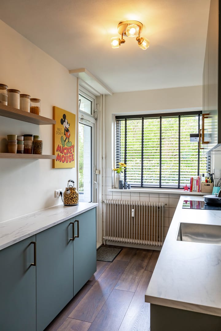 Photo 20 of Helperzoom 385