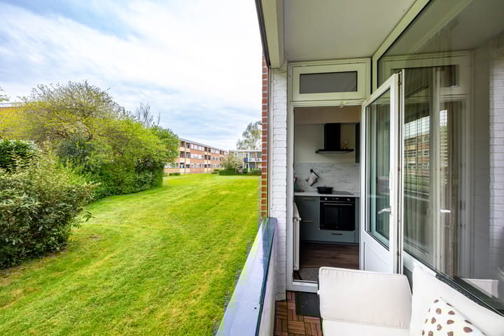 Photo 24 of Helperzoom 385