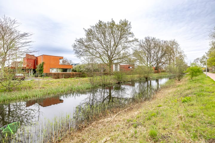 Photo 34 of Helperzoom 385