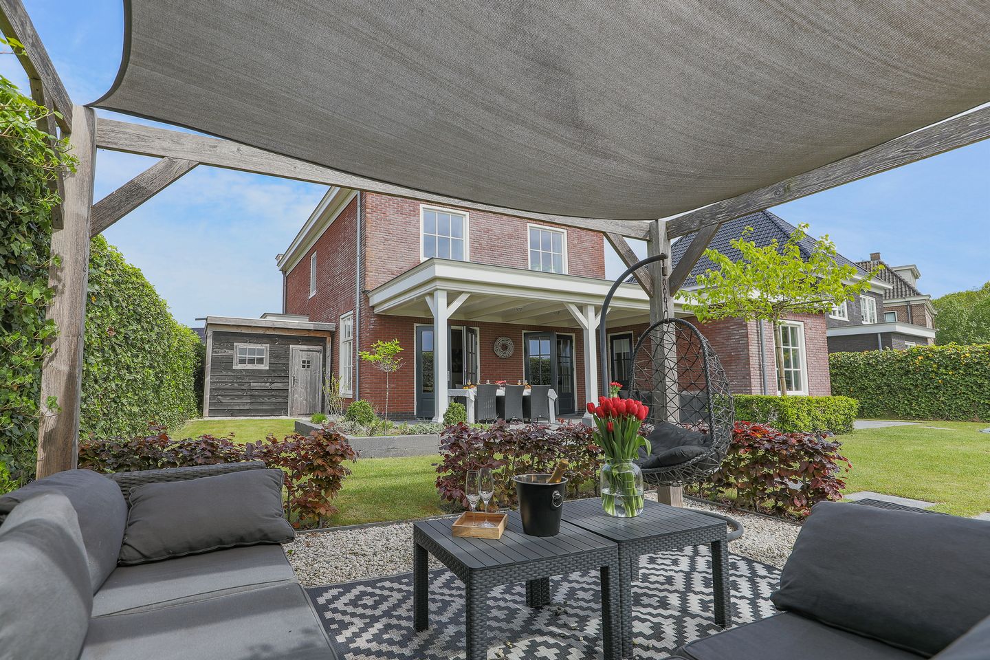 Foto 5 van Tuindershof 13