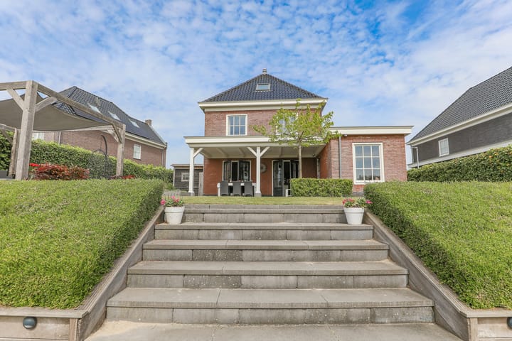 Foto 60 van Tuindershof 13