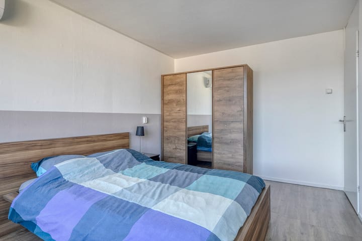 Foto 13 van Jan Tooroplaan 153