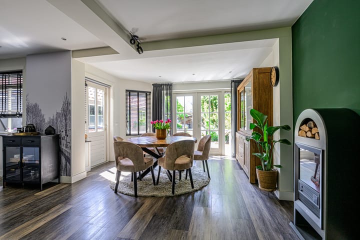 Photo 4 of Bosstraat 65