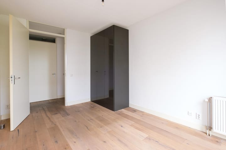 Photo 11 of Pieter Calandlaan 903