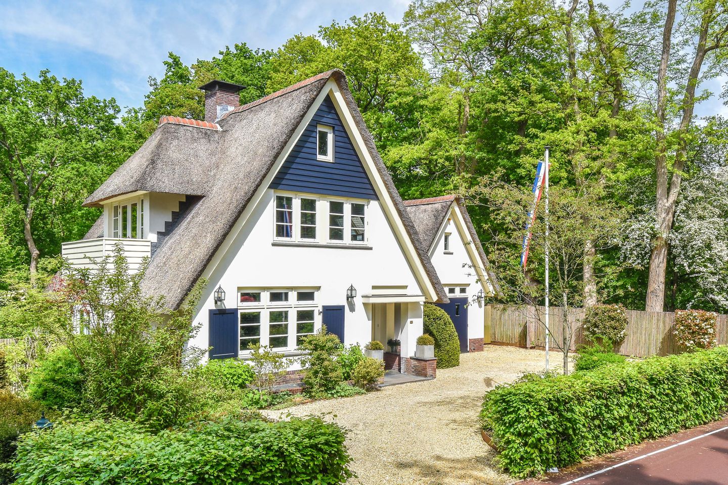 Photo 4 of Nieuwe Bussummerweg 182